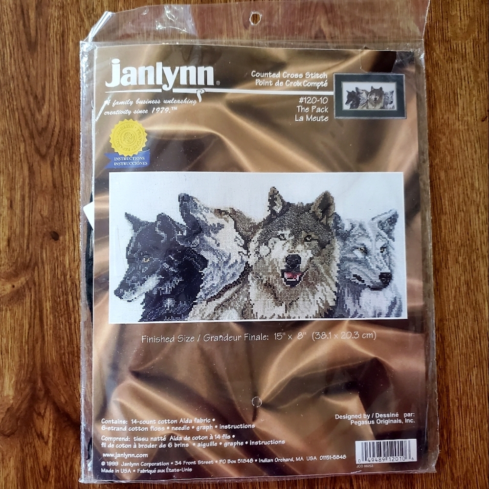 Janlynn Counted Cross Stitch Kit #120-10 "The Pack" (Wolves)